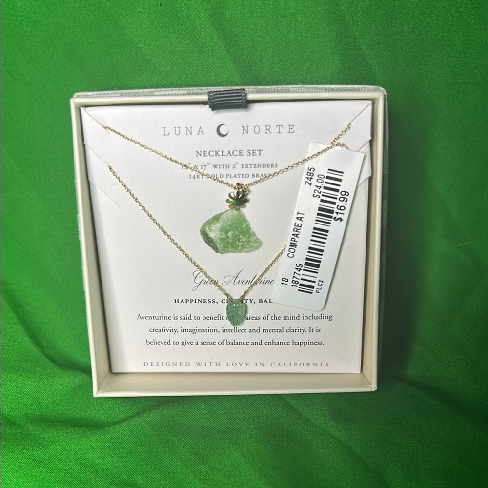 Luna Norte Necklace Set